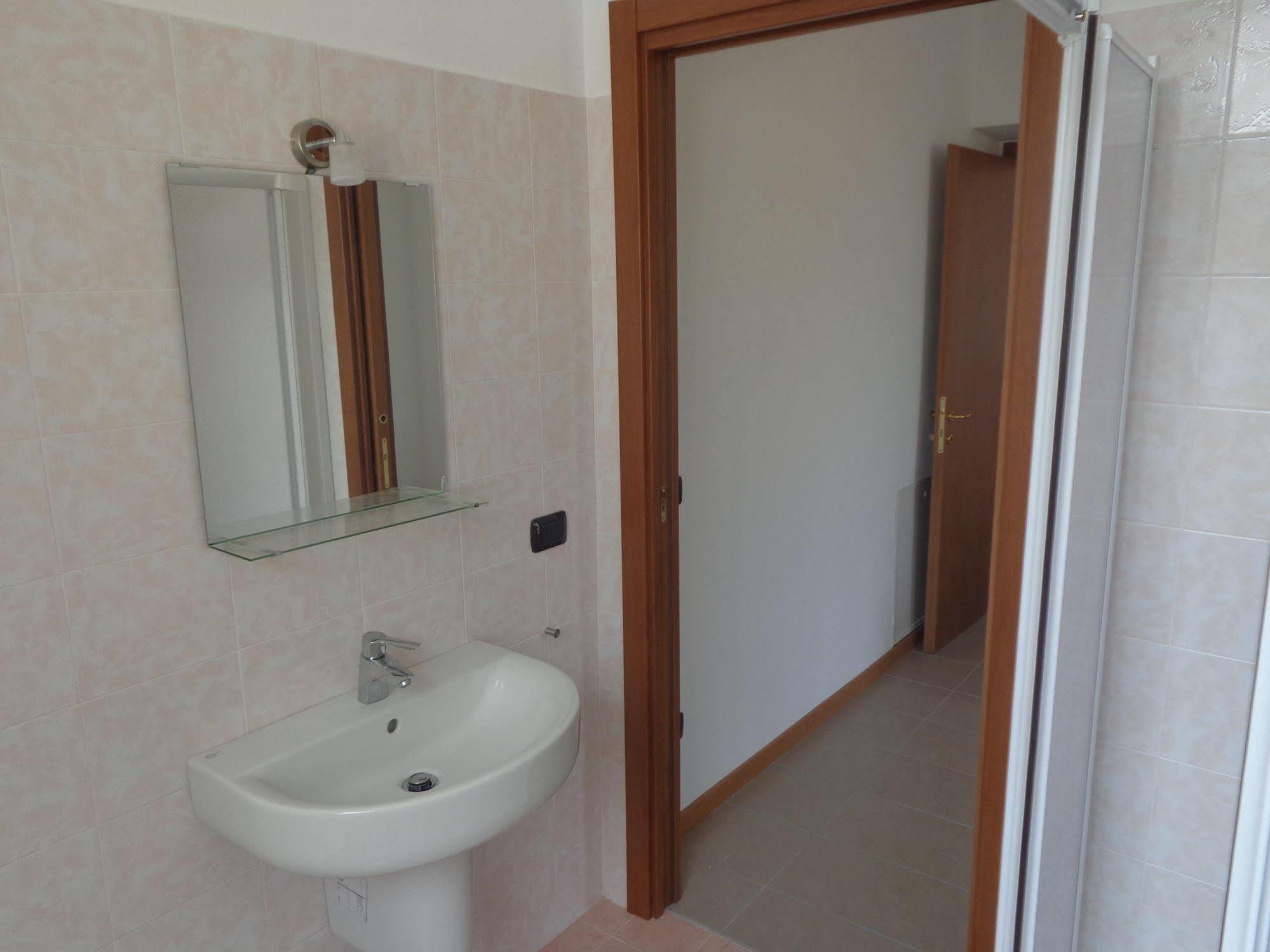 La Corte B&B Fagnano Olona ภายนอก รูปภาพ